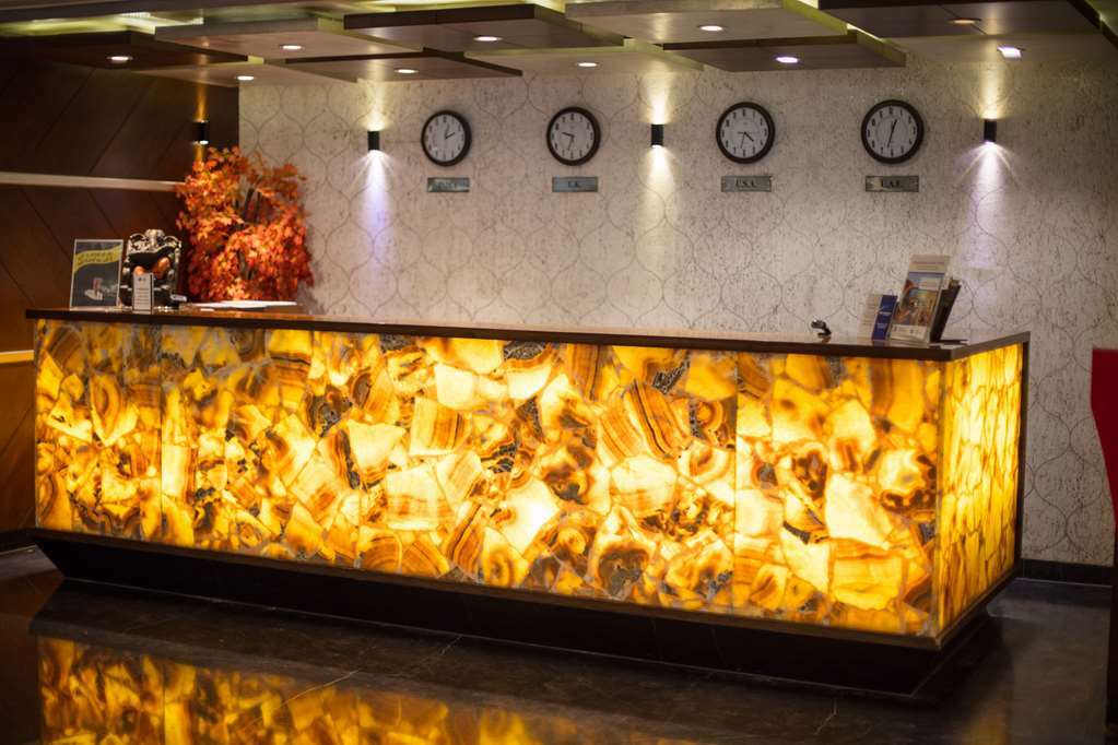 Best Western Plus O2 Indore Dalaman gambar